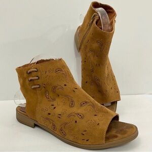 Coolway Women's 40 Carmelita Tan Suede Leather Sandals Peep Toe Booties